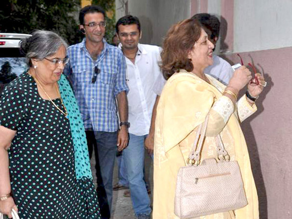 screening of delhi belly for salim khan 6