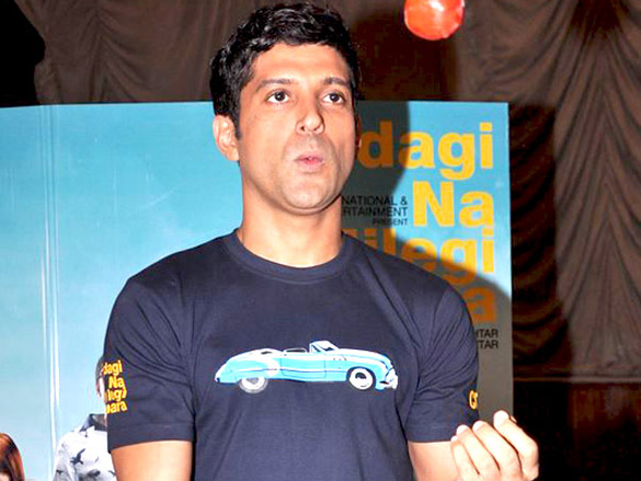katrina abhay and farhan promote zindagi na milegi dobara at utv event 9