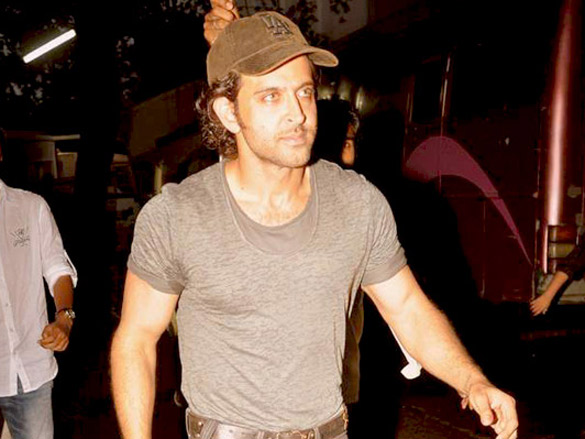 farhan and hrithik snapped at mehboob studio 5