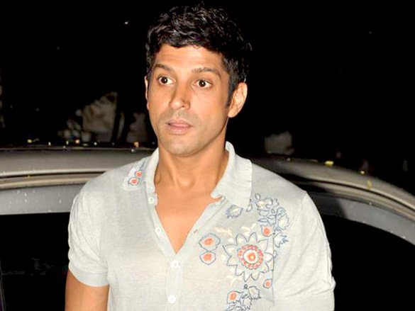 farhan and hrithik snapped at mehboob studio 8