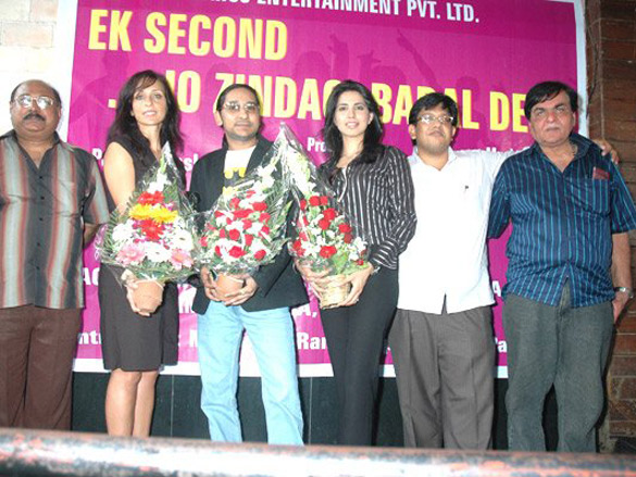launch of ek second jo zindagi badal de 2
