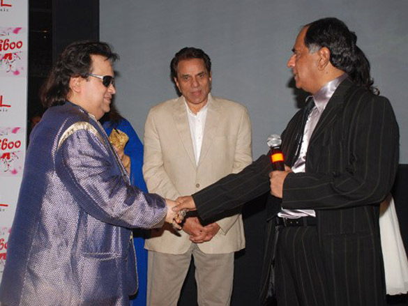pahalaj nihalani releases the music of khushboo on dhol music 5