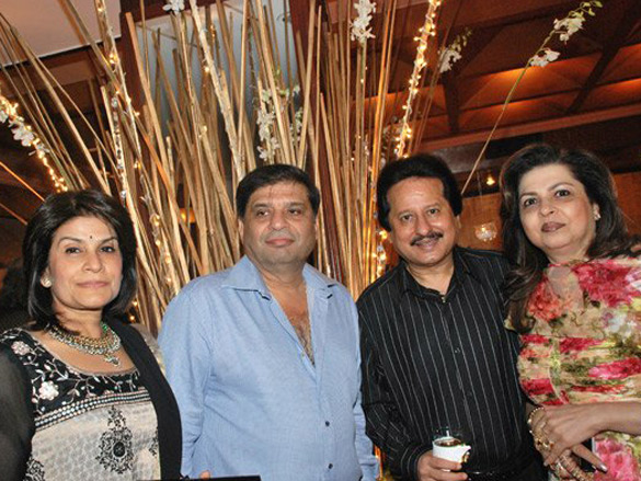 pankaj udhas and anup jalota at the annual charity ghazal concert khazana 2