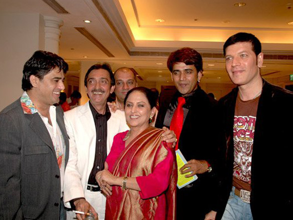 peta celebrates anniversary with celebs 5