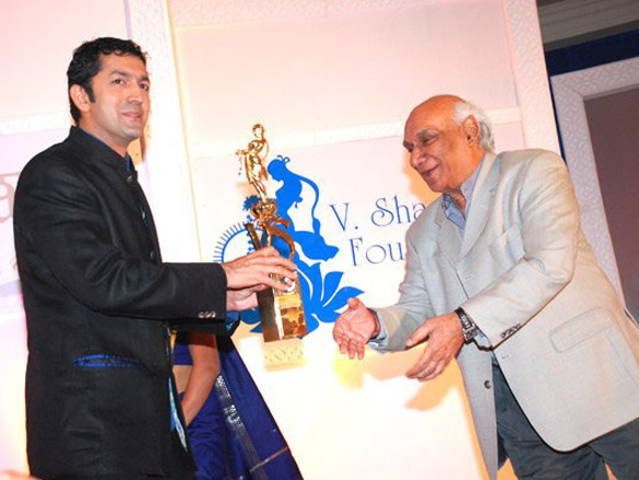 prachi desaiamrita raofarhan akhtar and others at v shantaram awards 2