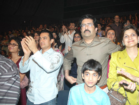 aamir khan at shiamaks i believe 3