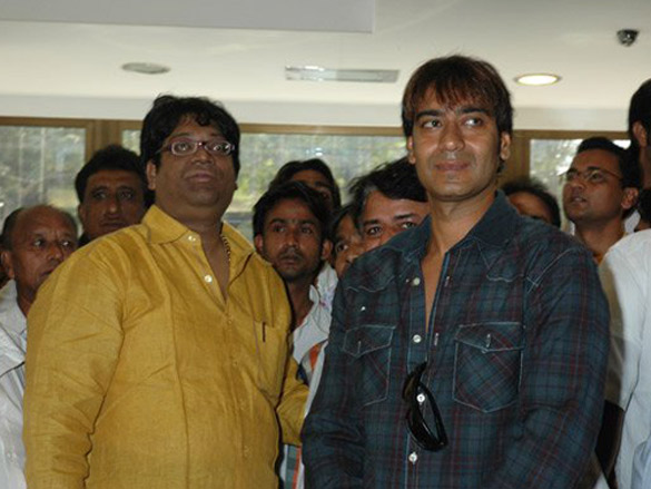 ajay devgn inaugurates yuva foundation of mumbai 3