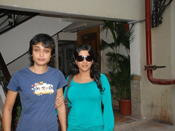 hrithik roshan inagurates bblunt saloon 9