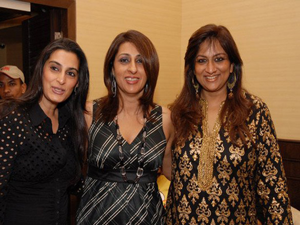 priyanka chopra unveils shobha asars jewellery store 15
