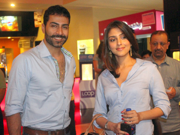 premiere of sahi dhandhe galat bande 14
