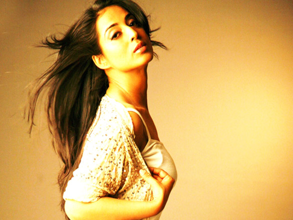 mahie gill 15