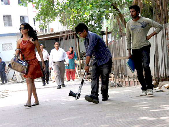 on the sets of not a love story 8
