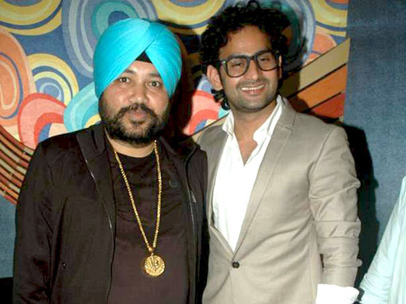 on the sets of love kiya aur lag gayi 8