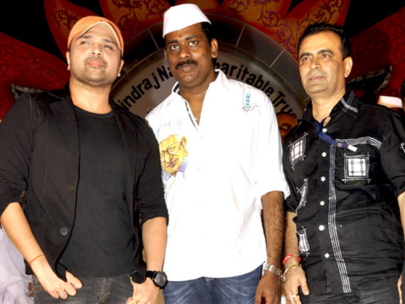 himesh reshammiya promotes damadamm at 3 navratri mandals 2