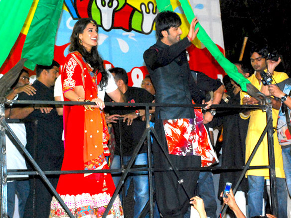 ranbir kapoor and nargis fakhri promote rockstar in ahmedabad 3