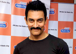 Aamir Khan fined Rs. 100 for driving in no-entry lane