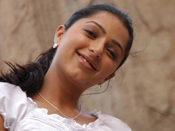 bhumika chawla 40