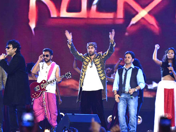 ranbir and rahman rock at rockstar live concert 2