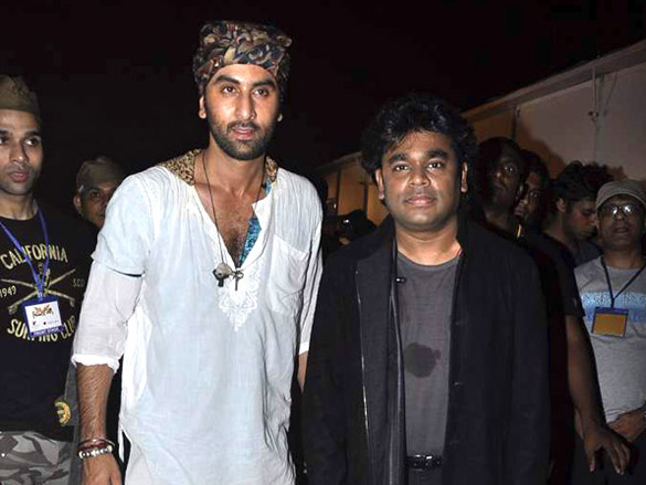 ranbir and rahman rock at rockstar live concert 11