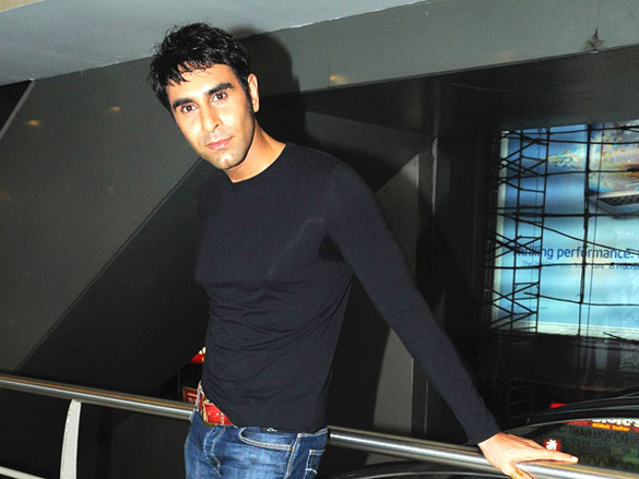 sandip soparrkars live performance for the film ghost 6