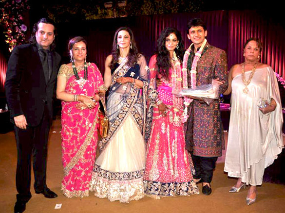 srk in don 2 look at priyanka soormas wedding 5