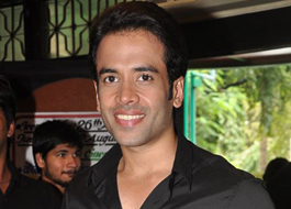 Live Chat: Tusshar Kapoor on November 30 at 1500 hrs IST