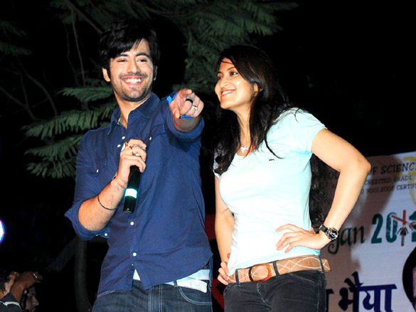 starcast of sadda adda at thakur college 6