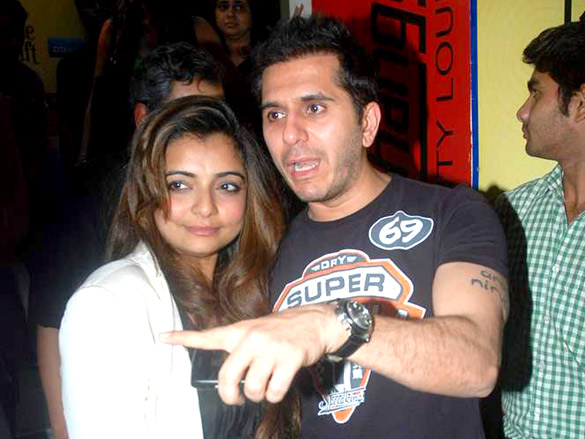 special screening of don 2 a t pvr hosted by priyanka 9