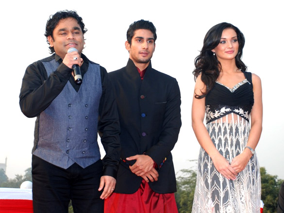 audio release of ekk deewana tha at taj mahal agra 7