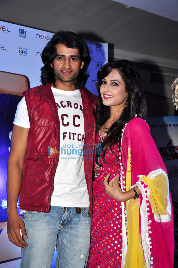 rohit shetty unveils the first look of saare jahaan se mehnga 6