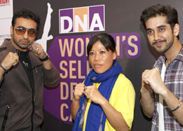 Vinay Virmani shares stage with Mary Kom Vinay Virmani shares stage with Mary Kom