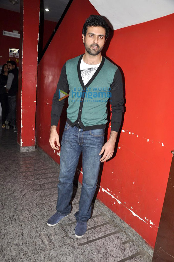 special screening of race 2 43