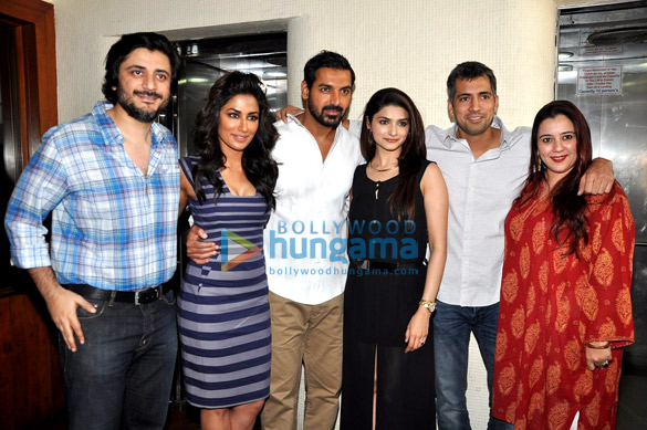 john chitrangda and prachi at i me aur main press conference 2