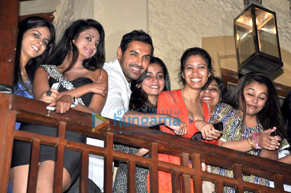 john goes on a dinner date for i me aur main promotions 4