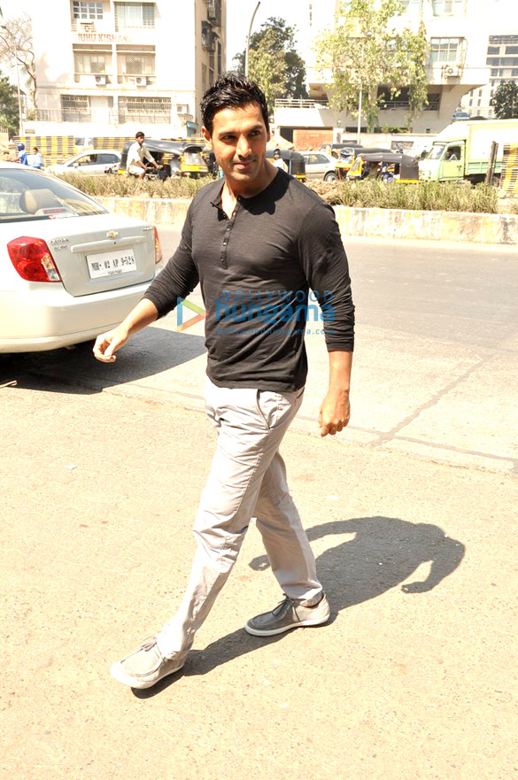 promotion of i me aur main at reliance web world 13