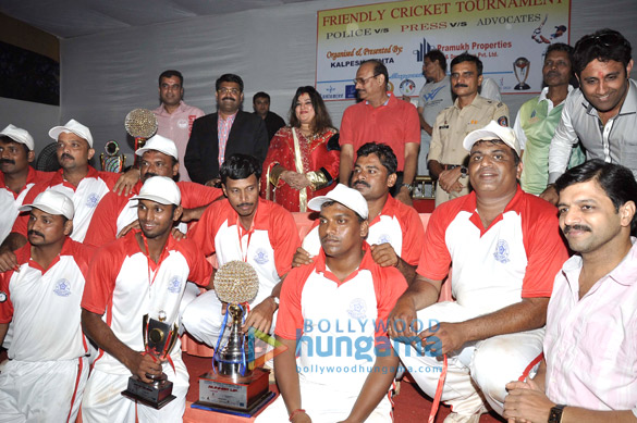 jackky bhagnani promotes rangrezz at friendly cricket tournament 6