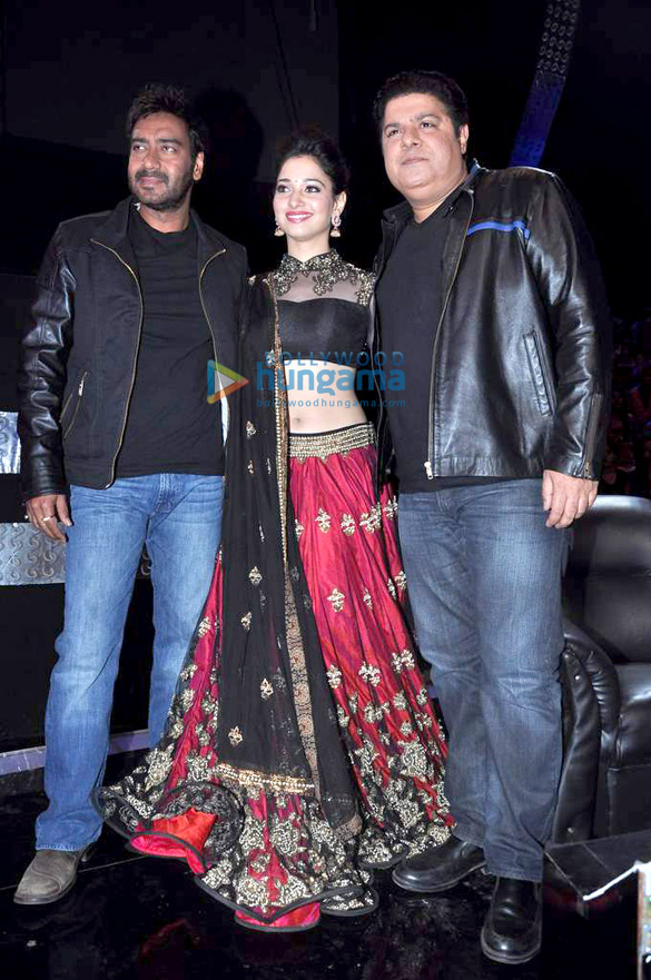 ajay devgn tamannah at the grand finale of nach baliye 5 5