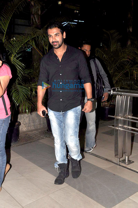 john anil return from shootout at wadalas bangalore promotions 8