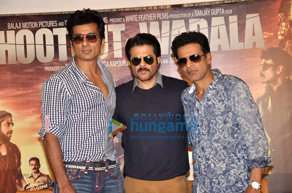 anil manoj sonu sood at the press conference of shootout at wadala 4