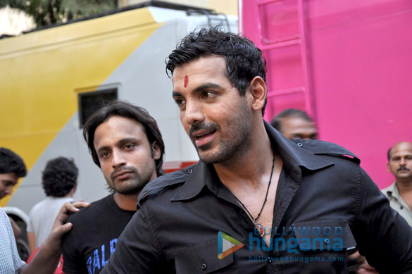 john abraham snapped promoting shootout at wadala 3
