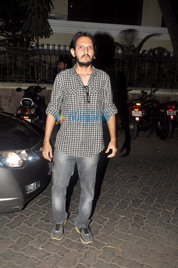vidya balan snapped post watching aashiqui 2 7