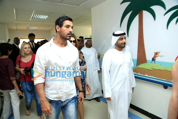 shootout at wadala team meets challenged children in dubai 8