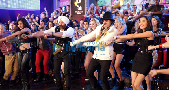 yamla pagla deewana 2 100