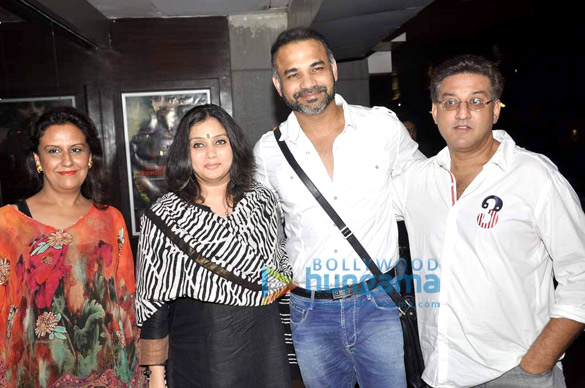 anil kapoors screening of shootout at wadala for his family 10