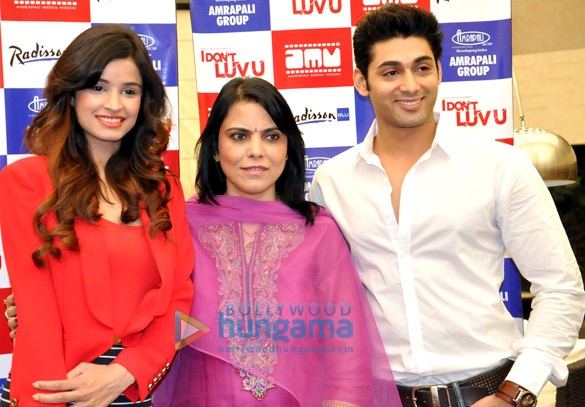 ruslaan chetna promote their film i dont luv u in ghaziabad 5