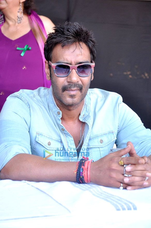 ajay devgn kajol support tanujas social initiative 7