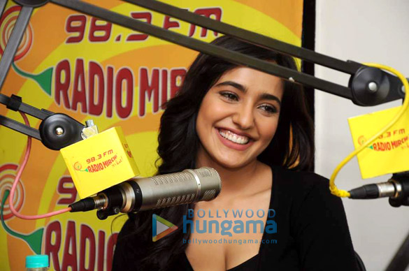 starcast of yamla pagla deewana 2 at 98 3 fm radio mirchi 7