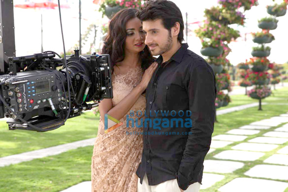 dilliwaali zaalim girlfriend 8