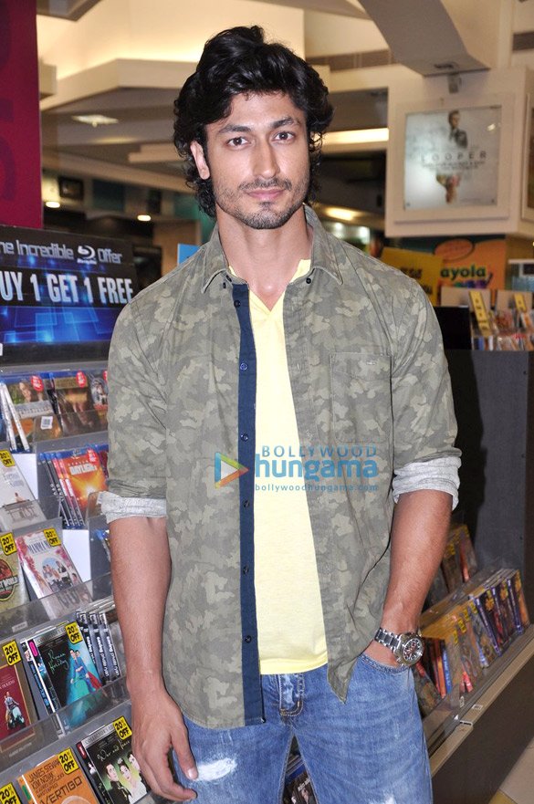dvd launch of commando 7