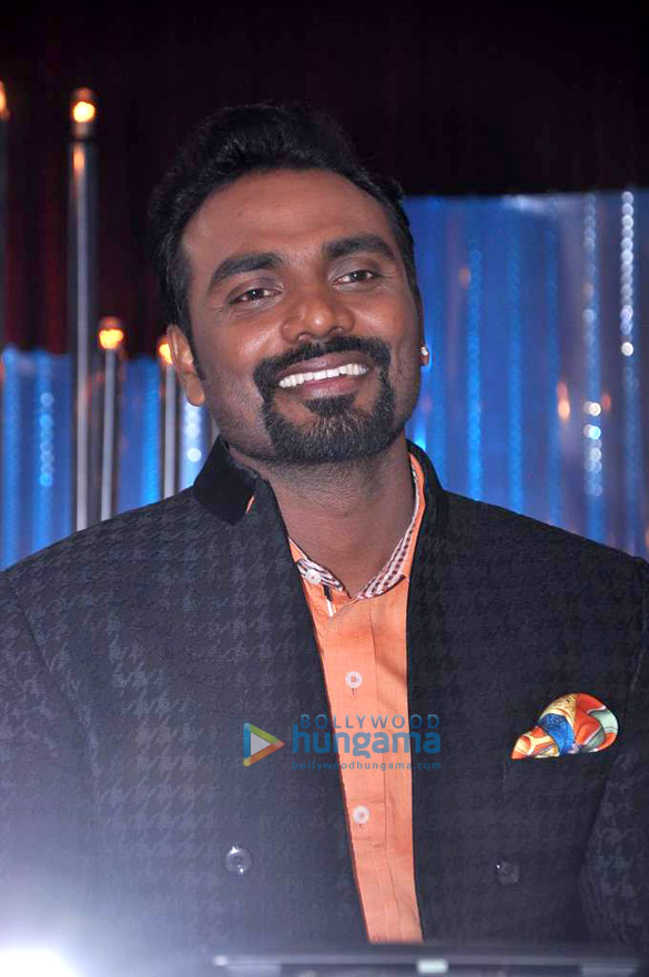 sonam dhanush promote raanjhanaa on the sets of jhalak dikhla jaa season 6 10
